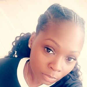 Meet your Posher, Candacy